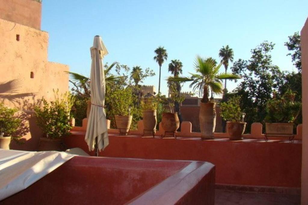 Emplacement N°1 ! Riad Ica Villa Marrakesh Buitenkant foto